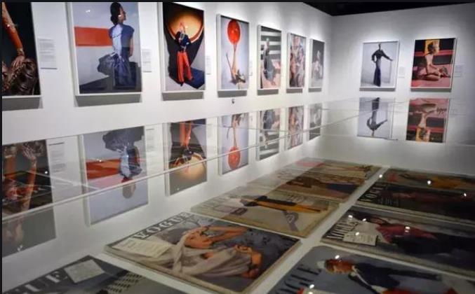 多媒體文化展示廳設(shè)計效果圖 多媒體文化展示廳設(shè)計效果圖